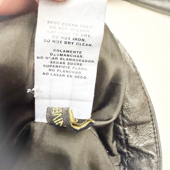 Jeans by Buffalo Black Faux Leather Motorcycle Zippered Jacket Size Small - Picture 6 of 8